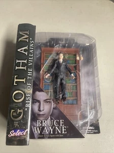 Diamond Select Toys Gotham TV Series Bruce Wayne Batman Deluxe 2016 NEW SEALED - Picture 1 of 2