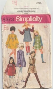 Vintage Pattern - Size 8 - Girls Dress or Jumper & Scarf - Simplicity 8373 - 196 - Picture 1 of 2