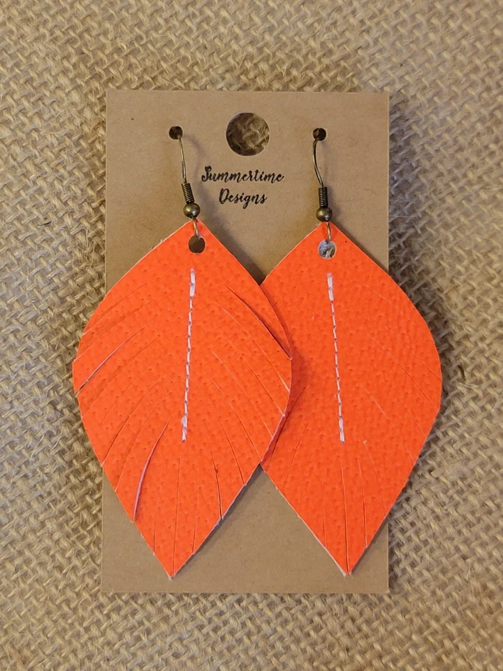 Серьги-перья ручной работы из натуральной кожи неоновые оранжевые галечные 2 дюйма - Изображение 1 из 1