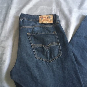 Diesel Larkee-Beex Jeans 36x32, Dark Blue, Mens Straight Leg, Used. - Picture 1 of 14