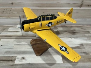 Handgefertigtes Mahagoniholz AT-6 U.Navy 18" Schreibtischmodell NEU beschädigt - Bild 1 von 16