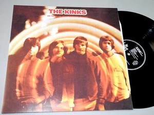 The Kinks LP - Village Green Preservation Society, Mono Reissue EX+ - Picture 1 of 2