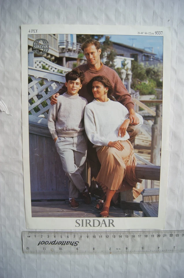Vintage: Sirdar 9337 family sweaters, 4 ply, 26-48 inch, 66-122 cm - Image 1 of 1