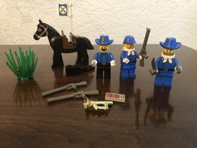 6706 Western COWBOY FRONTIER PATROL Complete w/ Cavalry Weapons Bugle NO Instr