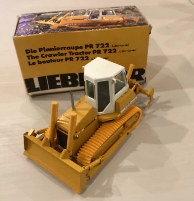 CONRAD ref 2803 LIEBHERR PR722 CRAWLER  TRACTOR WITH RIPPERS (DOZER)  1-50 Scale - Image 1 of 4