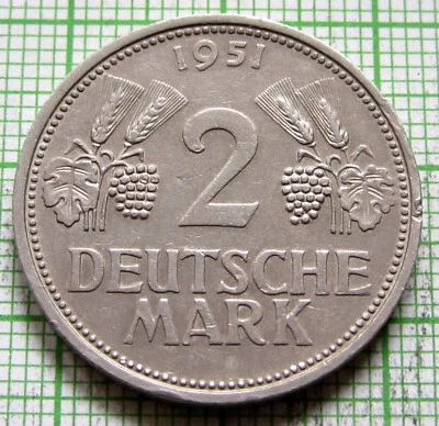GERMANY POST-WWII FEDERAL REPUBLIC 1951 D 2 DEUTSCHE MARK km# 111 one year type - Image 1 of 4