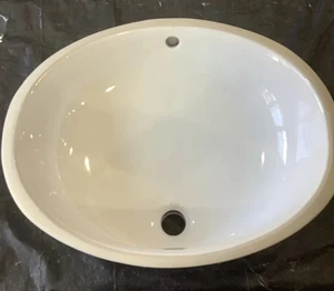 American Standard Bathroom Sink White Undermount W/Overflow 0497300.020 F6 - Picture 1 of 7