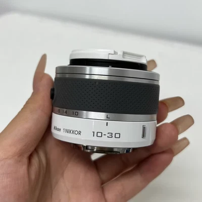 Nikon 1 Nikkor VR 10-30mm f/3.5-5.6 lens J1 J2 J3 J4 J5 V1 V2 V3 - 95%New - Image 1 of 4