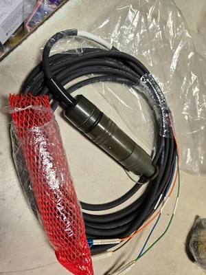 Conector de fibra óptica TFOCA-II FS4H1000 AMPHENOL 0YPM2 NOB Foto 1 de 4