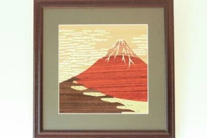 HAMAMATSUYA ARTE JAPÓN MARQUETERÍA "FUJI EN CLIMA CLARO ROJO MT. FUJI (MEDIANO)” - Imagen 1 de 6