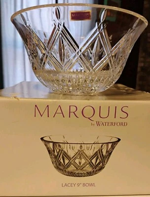 Cuenco para servir Marquis by Waterford Crystal Lacey Design 9" de diámetro Foto 1 de 4