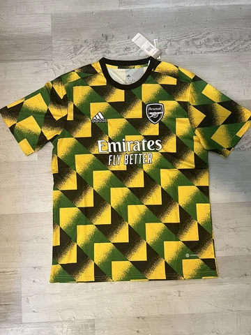 Arsenal Pre-Match Green and Gold Top Large Cover