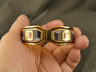 MICHAELA FREY WEIN BROADWAY H/P ENAMEL G/P HINGED BANGLE BRACELET TUCSON ESTATE - Image 1 of 4