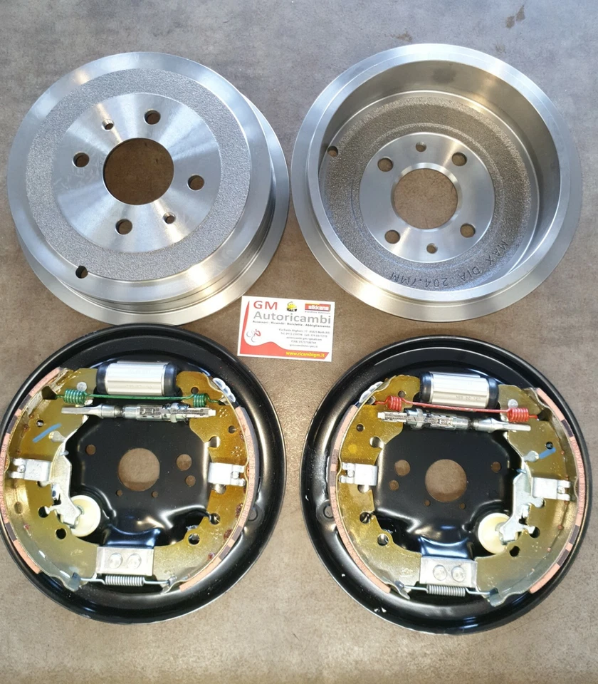 KIT FRENI POSTERIORI GANASCE TAMBURI FIAT PANDA MODELLO 169 NATURALPOWER METANO - Immagine 1 di 1