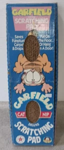Garfield Scratching Pad Deluxe Cap Nip Made In USA Free Shipping - Picture 1 of 4