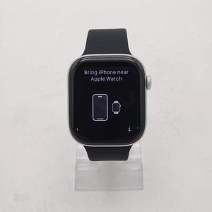 GPS Only Apple Watch Series 10 46MM Silver Aluminum Black Sport Band MWWM3LW/A - Photo 1 sur 6