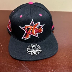 Mitchell & Ness Mens Black Philadelphia 76ers All Star 2002 NBA Fitted Hat 7 3/8 - Picture 1 of 4