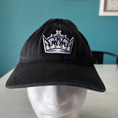 Los Angeles Kings Corona Púrpura Juvenil Rebook Gorra Negra NHL Correa Trasera NHL Foto 1 de 4