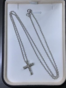 0.35ct Diamond chunky cross pendant necklace in 18ct white gold 18 inches - Picture 1 of 7