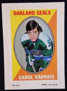 1970-71 Topps/OPC Sticker Stamps Carol Vadnais Seals VG-EX (surface issues)