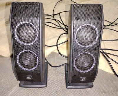 (2) Logitech X-540/R646 5.1 Surround Sound Lautsprecher, ~14 Fuß Kabel mit video - Bild 1 von 4