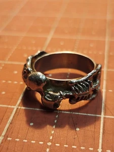 Anillo esqueleto gótico acero inoxidable - Imagen 1 de 3