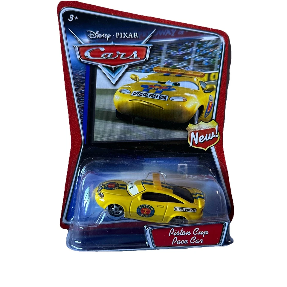 Disney Pixar Cars 2007 taza de pistón coche de ritmo fundido a presión 1:55 #M2953 Mattel nuevo en paquete Foto 1 de 4