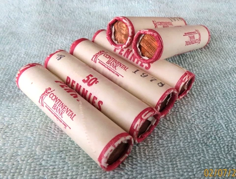 1978 **Original Bank Wrapped ** Uncirculated Lincoln Cent Roll - OBW Penny's (X) Cover