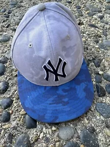 Gorra New York Yankees New Era 59FIFTY Talla 7 Gris Azul Camuflada MLB Béisbol - Imagen 1 de 6