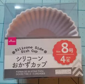 Marca Daiso: Juego de 4 tazas laterales de silicona negras, blancas y grises - nuevas y envío gratuito - Imagen 1 de 7