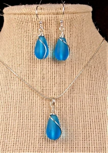 PACIFIC BLUE seaglass petite Teardrop set. Hand wire wrapped 20" chain - Picture 1 of 5
