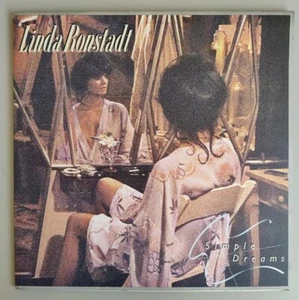 Linda Ronstadt Simple Dreams LP, 1977, VG+ vinyl, 6E-104 - Picture 1 of 10