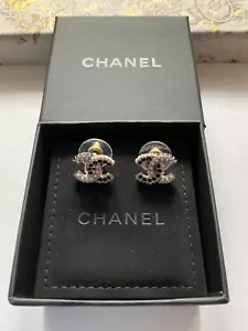 CHANEL Ohrstecker - Bild 1 von 3