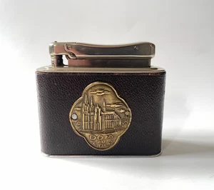 8) Tischfeuerzeug aus Sammlung IBELO MONOPOL mit Messing Emblem "Dom zu Köln" - Bild 1 von 6