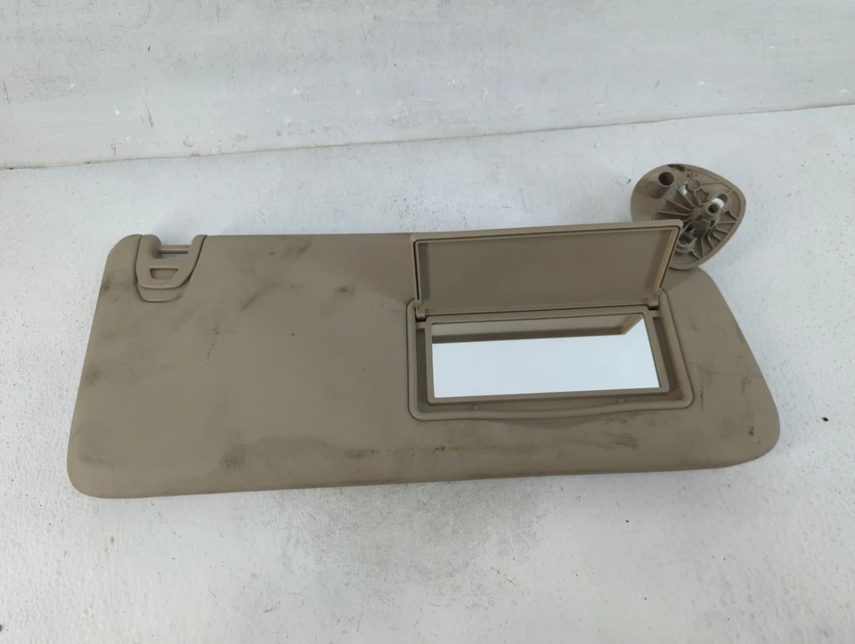 Espejo retrovisor derecho parasol para pasajeros Dodge Ram 2500 beige E1ARI Foto 1 de 4