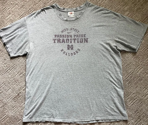 Mississippi State Bulldogs Vintage Nike T Shirt Size XXL 2XL VTG MSU Gray Cover