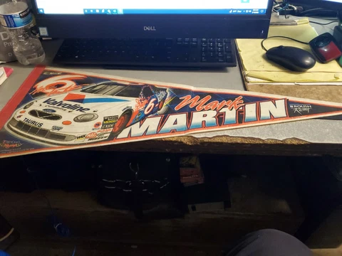 Vintage  Mark Martin #6 NASCAR Racing Pennant WinCraft Made In USA  Roush Cover