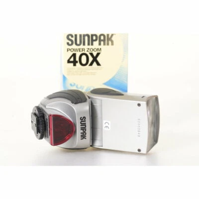 Sunpak PZ40X Power Zoom Flash 40x for Nikon Cameras / Flash Unit SILVER - Image 1 of 4