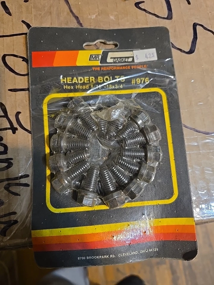 Parafusos de cabeçalho Mr. Gasket 976 - 5/16-18 x 3/4 polegadas cabeça sextavada - óxido preto 13 peças  - Imagem 1 de 2