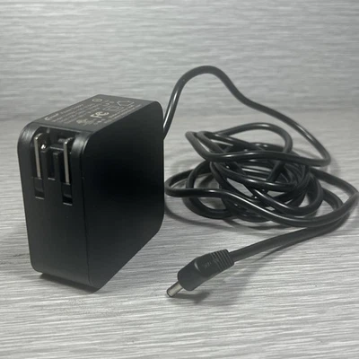 OEM - TYPE60-190-3150U GATEWAY AC ADAPTER 19V 1.3A 3150MA GWTN141-2PR - Image 1 of 2
