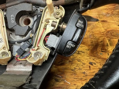 Volante OEM 95-96 NISSAN 240SX S14 ZENKI com carretel de cabo/mola de relógio - Imagem 1 de 4