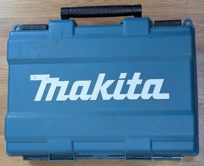 Makita Drill Driver LXFD01 , 18V Batteries & DC18RA Charger - Image 1 of 4