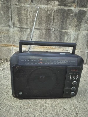 RCA RP7887A Superadio Portable Radio - Tested - Working! - Image 1 of 4