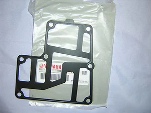 Yamaha R1 09-12 Crank Case Cover Gasket. Genuine Yamaha. New - Picture 1 of 1