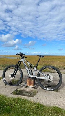 Canyon Neuron CF9 Grau/Schwarz inkl. Rechnung  - Bild 1 von 4