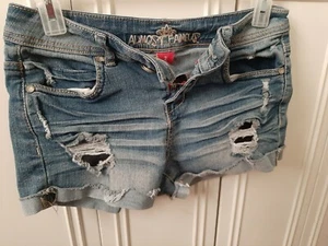 Almost Famous Women's Shorts Size 3 Light Denim Distressed - Picture 1 of 3