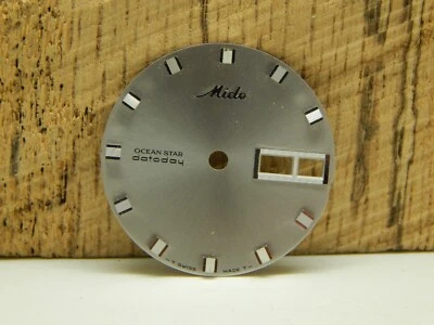 Винтажные часы Mido Ocean Star Datoday циферблат серебристый 25,50 мм квадратные маркеры новые из старых запасов - Изображение 1 из 4