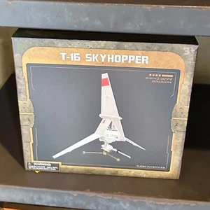 Neu 2024 Disney Parks Star Wars Galaxy's Edge T-16 Skyhopper Airspeeder - Bild 1 von 5
