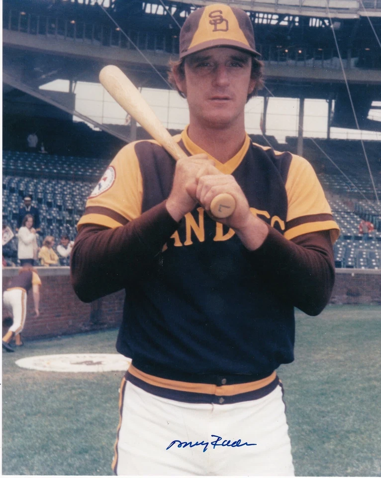 DOUG RADER   SAN DIEGO PADRES   ACTION SIGNED 8x10 - Image 1 of 1