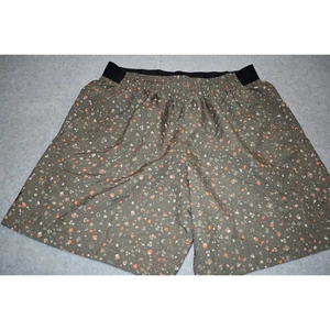 Under Armour Sportshorts Herren Größe Large mit Taschen Performance 8" Schrittlänge grün - Bild 1 von 7